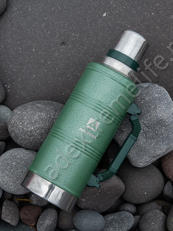 Термос для напитков Арктика 'УАЗИК' 2,2л Зелёный 106-2200P Термос для напитков Арктика 'УАЗИК' 2,2л Зелёный 106-2200P