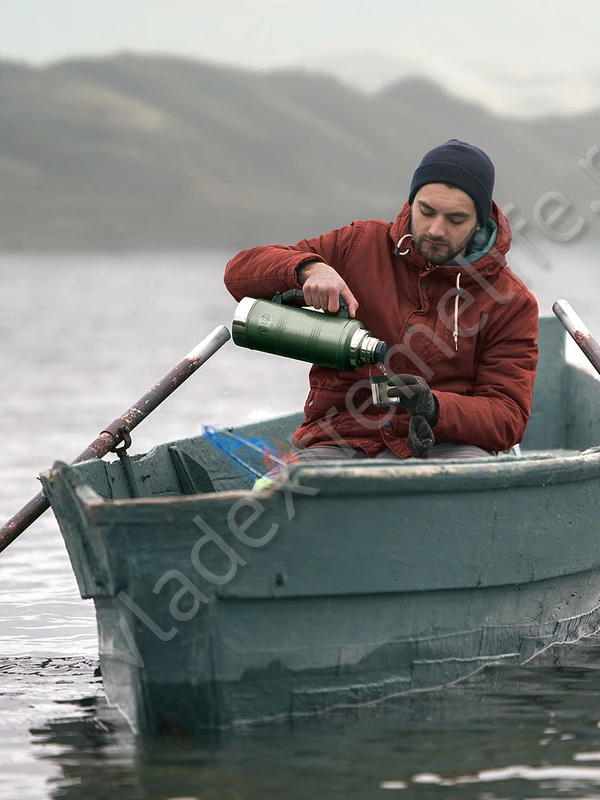 Термос для напитков Арктика 'УАЗИК' 2,2л Зелёный 106-2200P Термос для напитков Арктика 'УАЗИК' 2,2л Зелёный 106-2200P